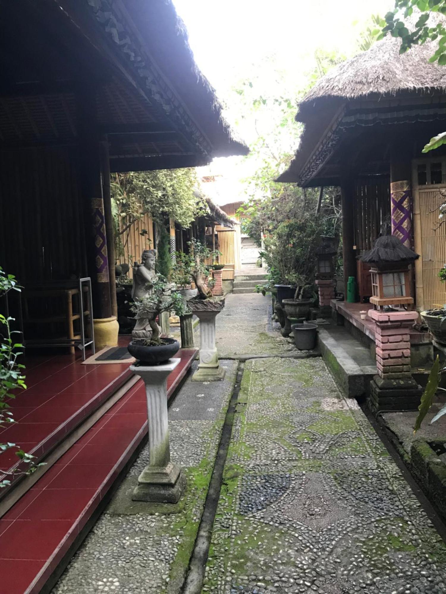1Bd Guest House In Family Compound1, 15 Minute Walk To Yoga Barn Ubud  Exterior photo